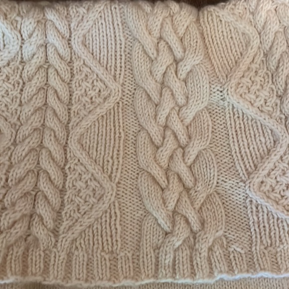 Ralph Lauren Off-the-Shoulder Cream Sweater| Medium - Picture 2 of 5